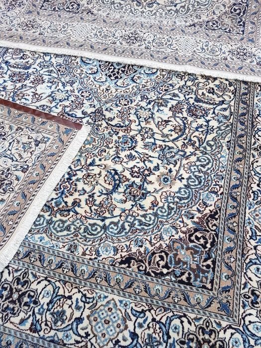 Large Persian Carpet Nain Wool & Silk-photo-3