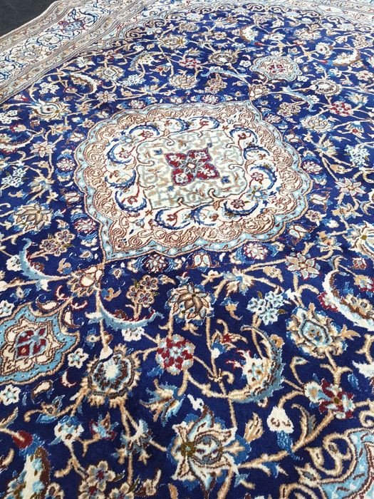 Grand tapis persan Naïn bleu nuit Laine & Soie-photo-2