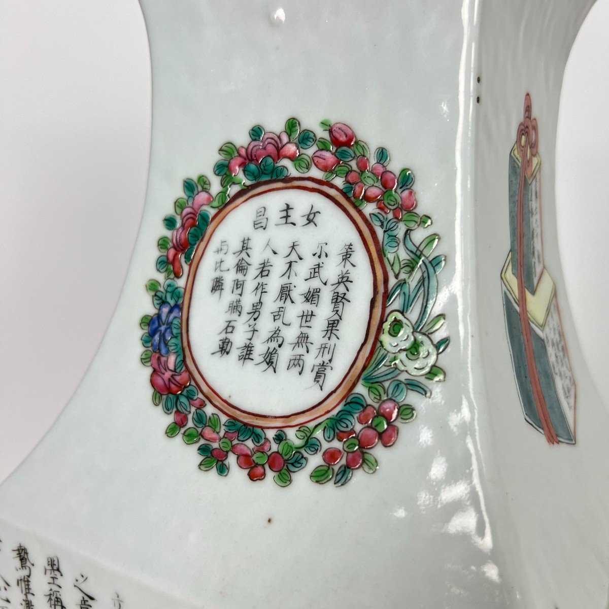 Grand Vase Quadrangulaire De Chine - Porcelaine Et émaux XIXe Siècle-photo-4