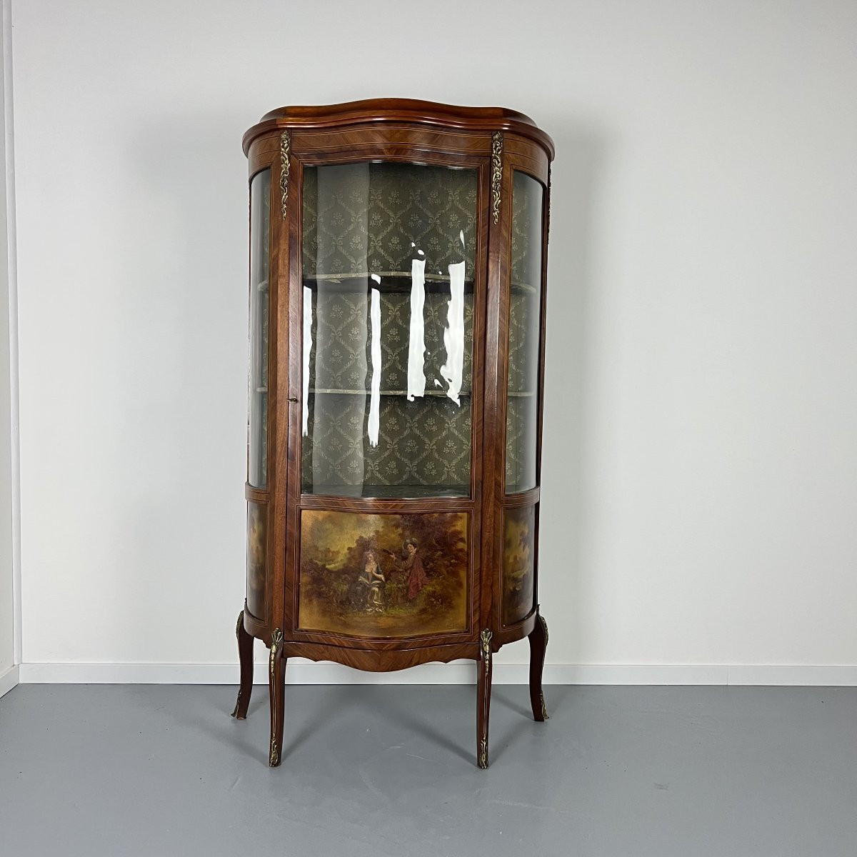 19th Century Curved Display Cabinet - France - Vernis Martin - Napoleon III Louis XV Furniture-photo-2