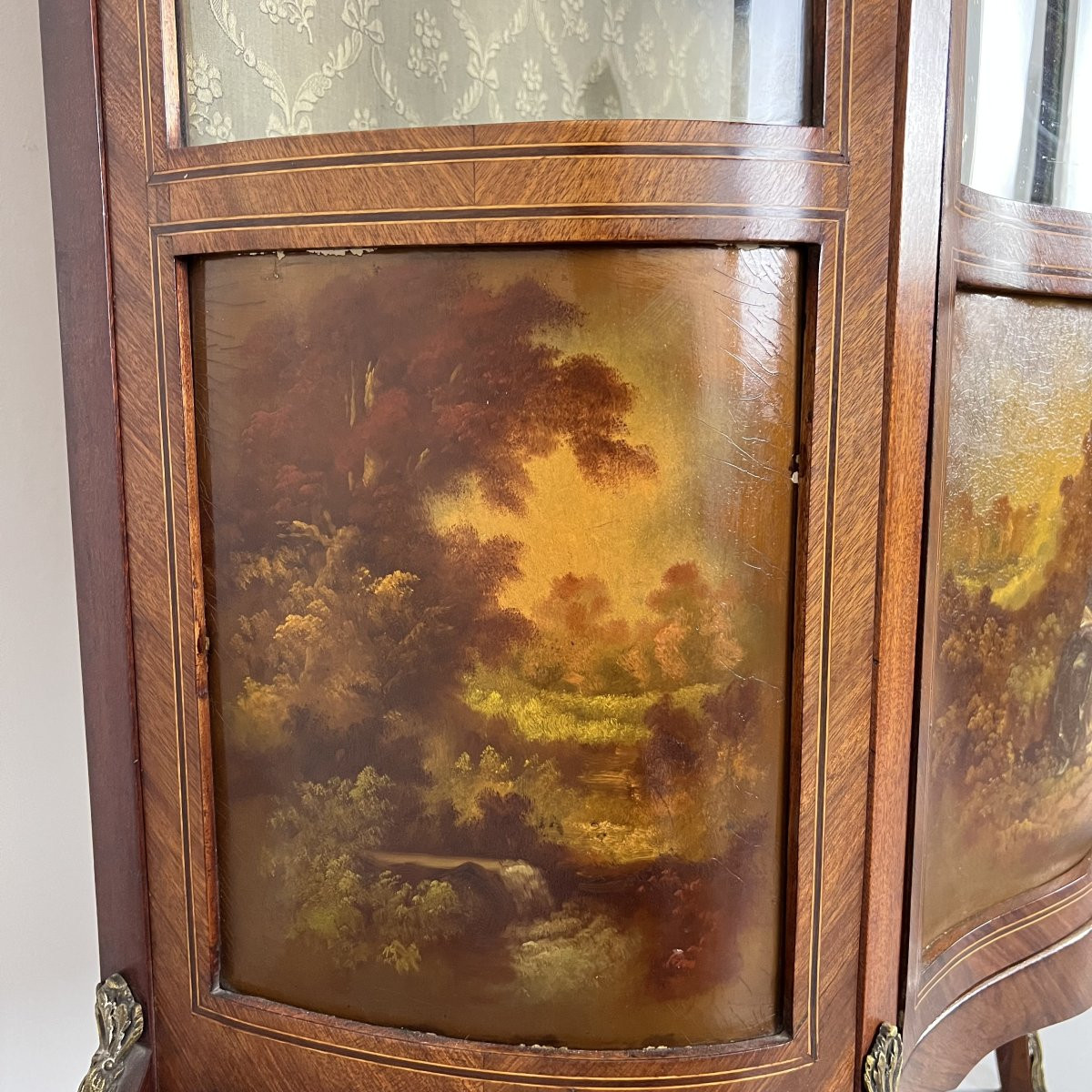 19th Century Curved Display Cabinet - France - Vernis Martin - Napoleon III Louis XV Furniture-photo-3