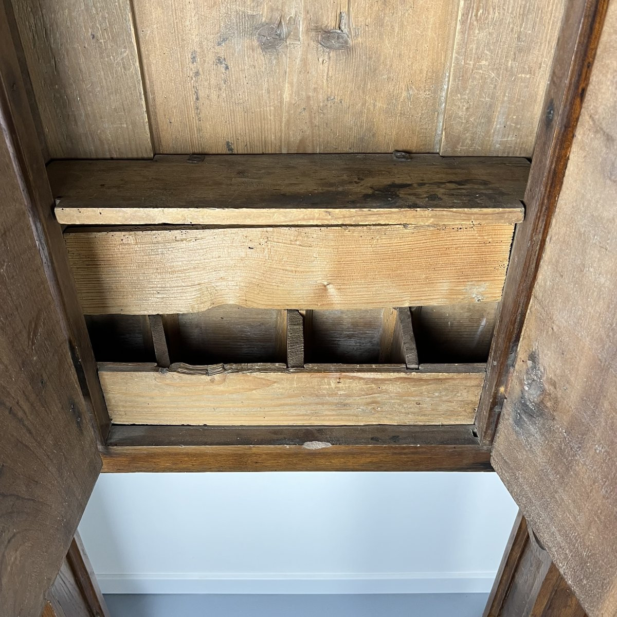 Stipo Monetiere, Piemont XVIIe meuble cabinet à 8 tiroirs, en noyer Italie 17ème-photo-7