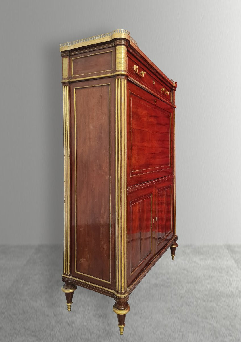 Louis XVI Period Mahogany Secretary-photo-2
