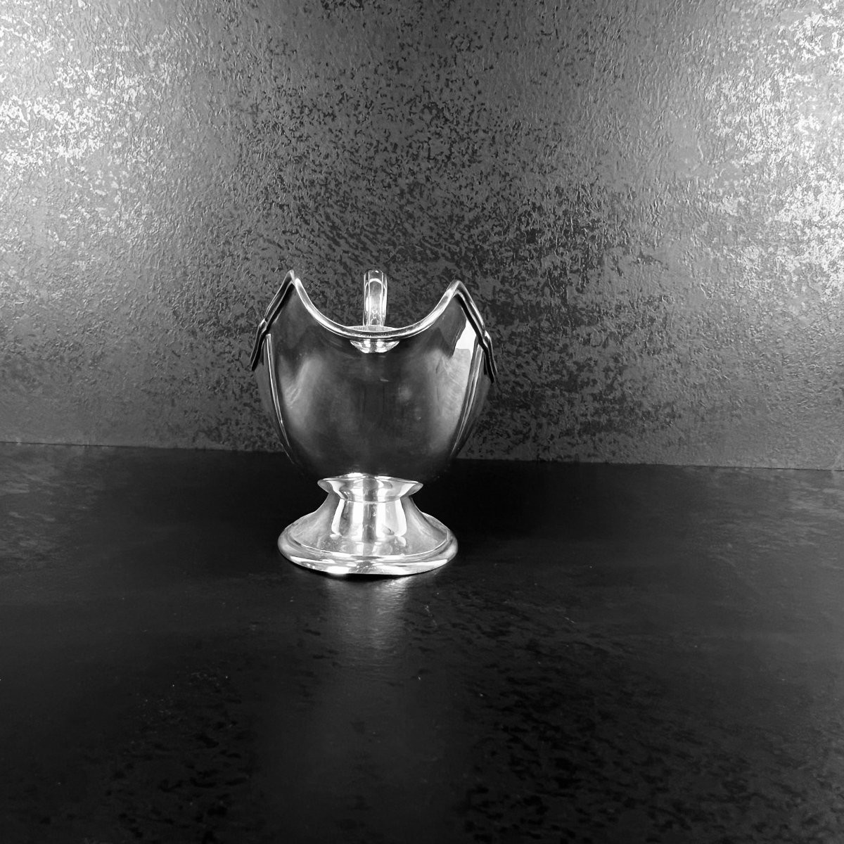 Orfèvrerie Jezler Suisse (Schaffhouse), XXe siècle - Saucière et Dessous de Carafe - Argent 800-photo-7