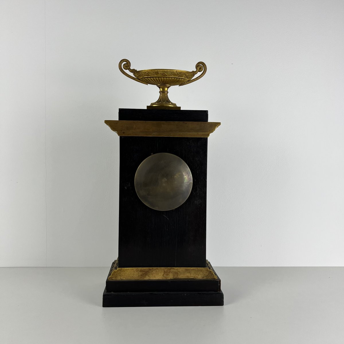 19th Century Clock France – Charles X – Antique-style Cup With Serpents, Gilt Bronze, 1820-photo-2
