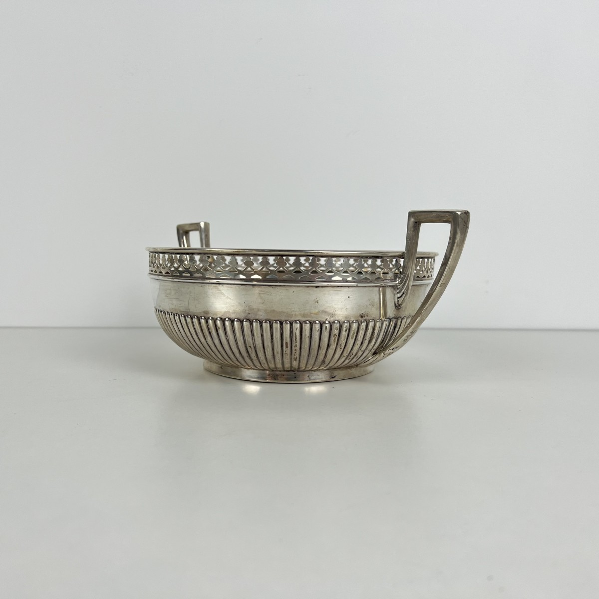 Gebrüder Kühn - Schwäbisch Gmünd German Silver 800 -  Centerpiece Bowl, Neo-classical -photo-3