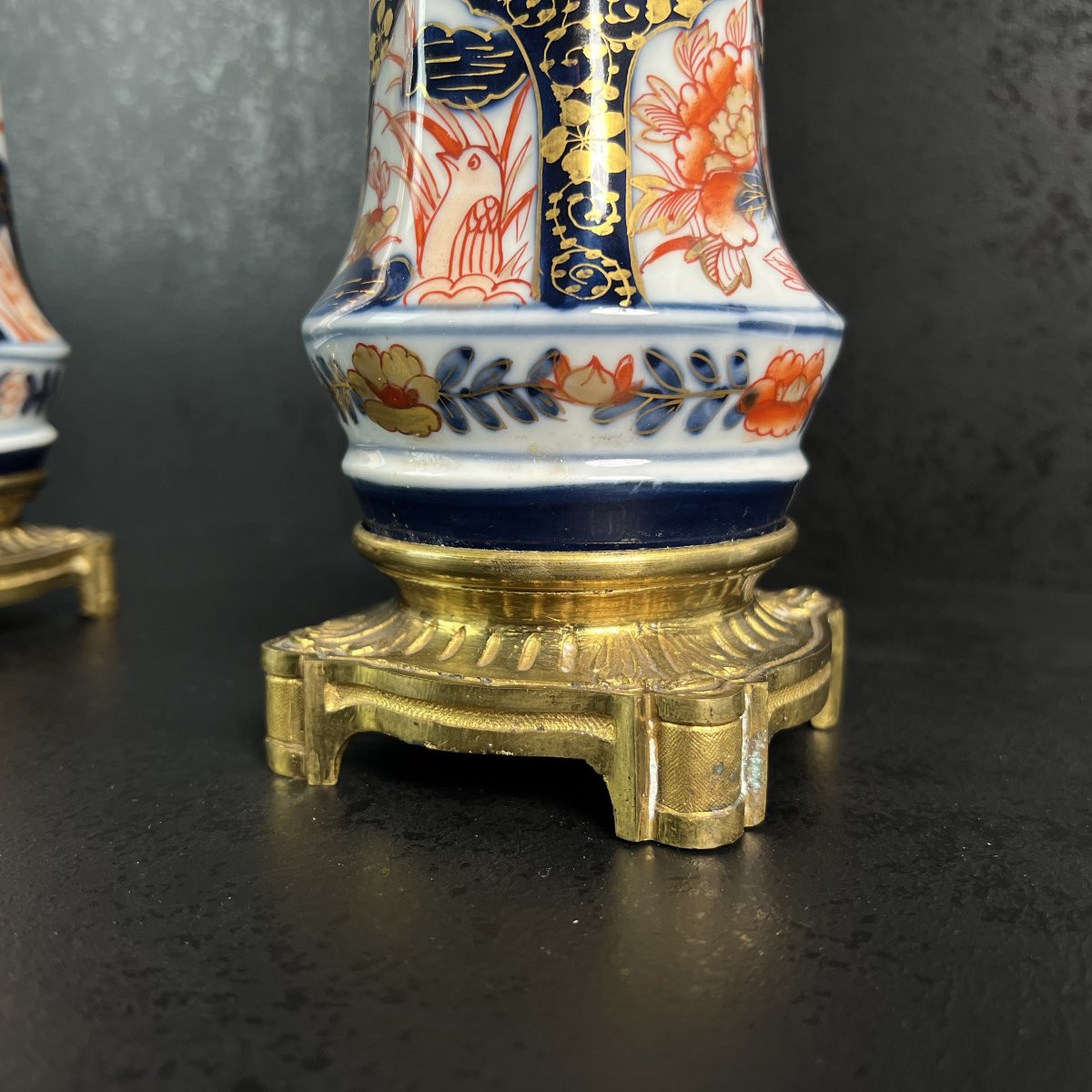 Pair Of Imari Trumpet-shaped Vases, Porcelain And Gilt Bronze, 18th And 19th Centuries, Compagnie Des Indes-photo-3