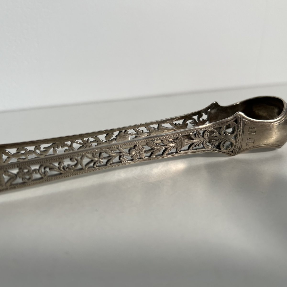 Pince à sucre en argent, poinçon Vieillard (1819-1838), époque Restauration-photo-2