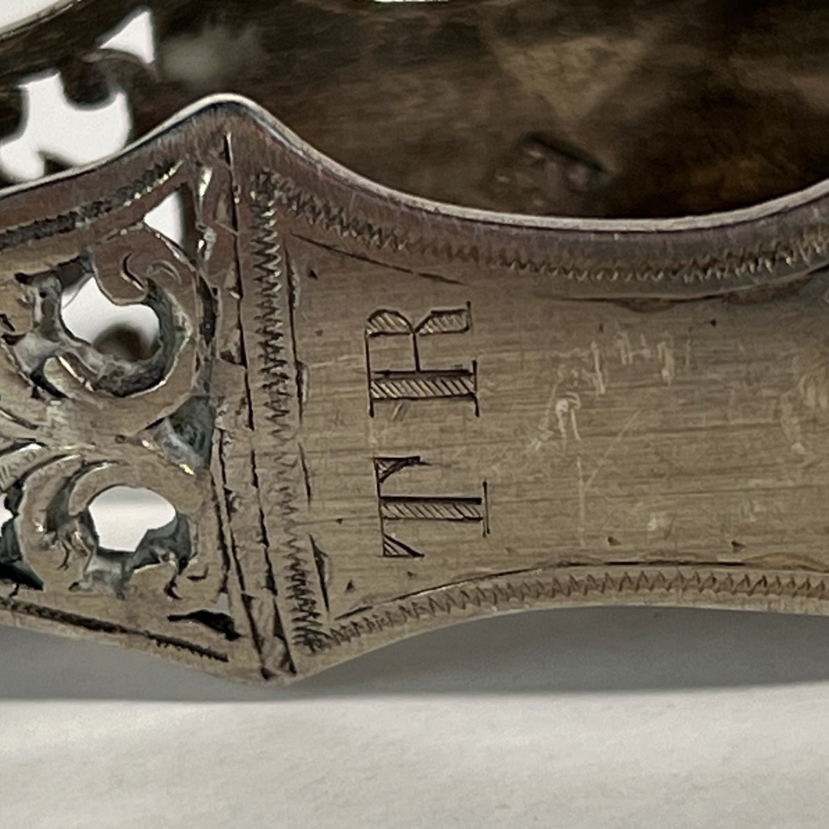 Pince à sucre en argent, poinçon Vieillard (1819-1838), époque Restauration-photo-4