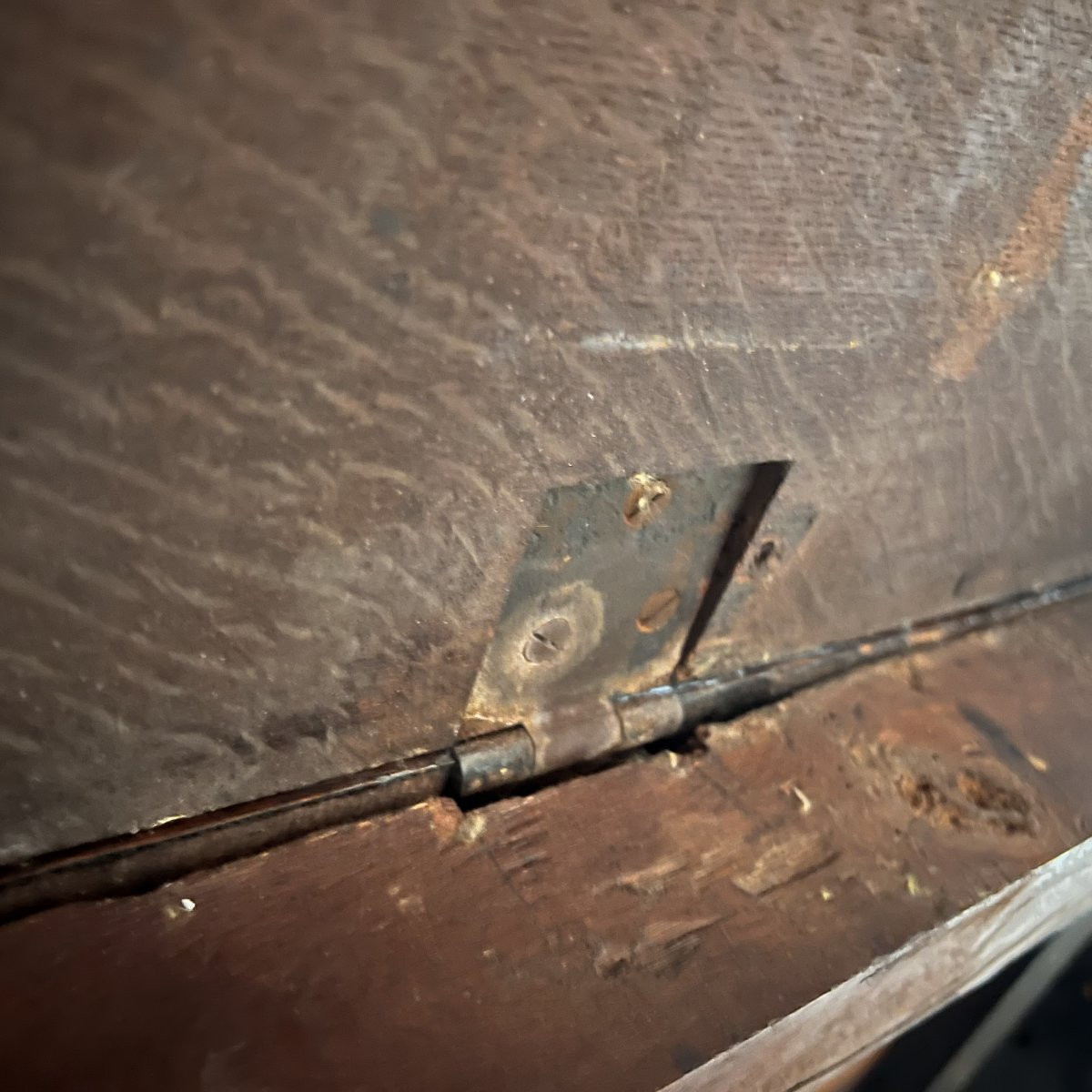 Table de salle à manger à rabats de type Gateleg en chêne massif maillé d'époque XVIIIe siècle-photo-6