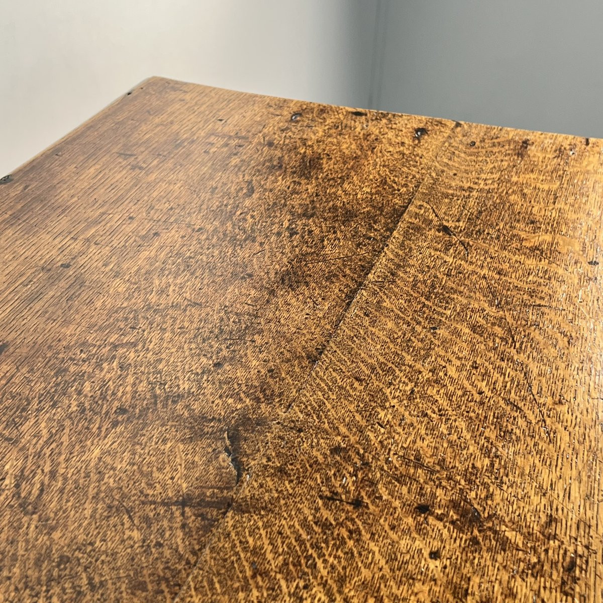 Table d'appoint Queen Anne Low-Boy en chêne maillé Angleterre XVIIIe siècle -photo-2