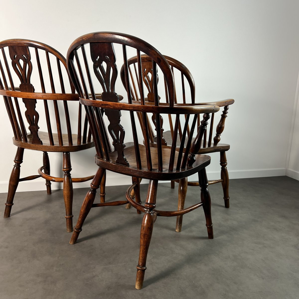 Ensemble de 3 chaises, fauteuils Windsor Low Back en orme, Angleterre, XIXe siècle-photo-6