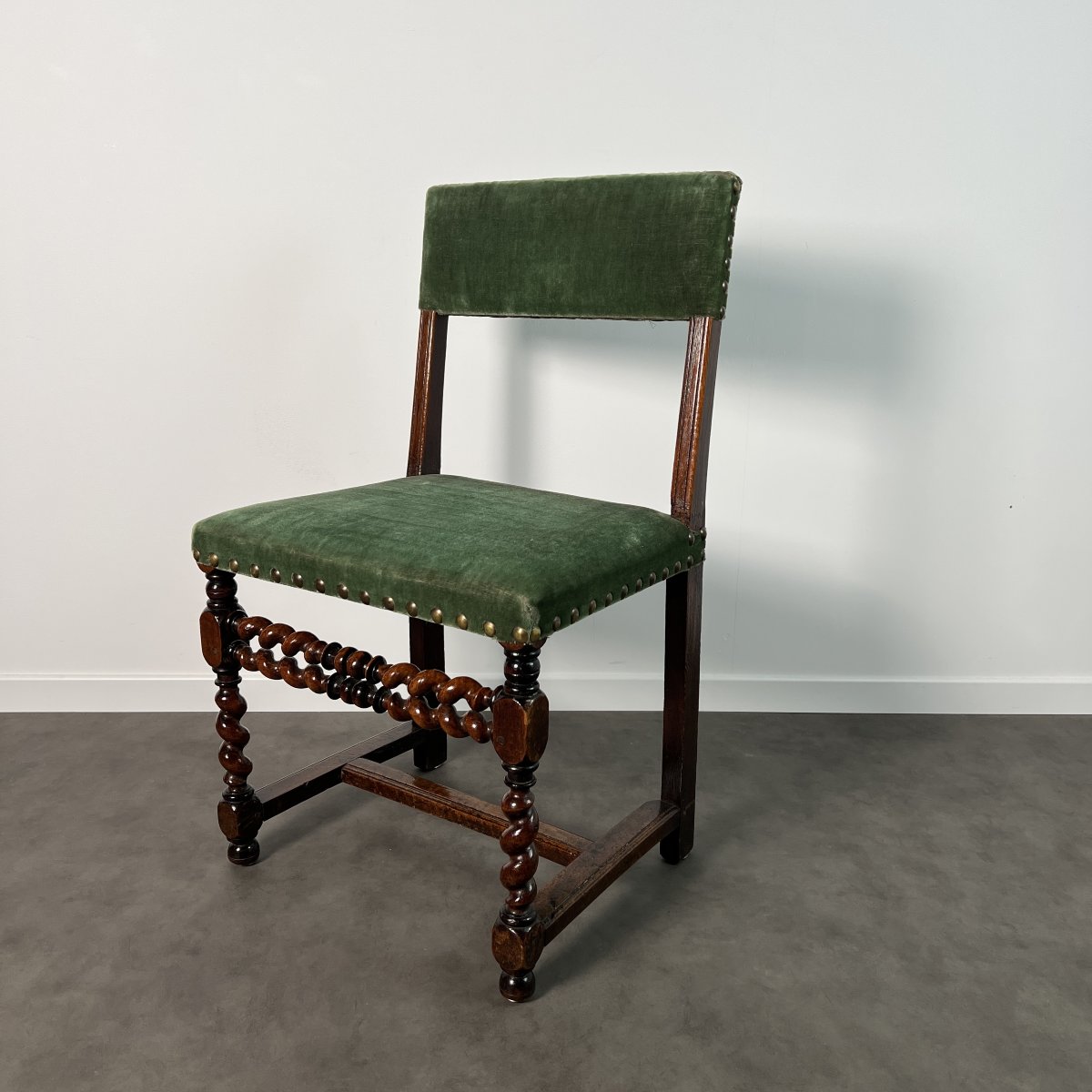 Chaise d'appoint de style cromwellien Charles II, Haute Époque, noyer, Angleterre XVIIe siècle-photo-2