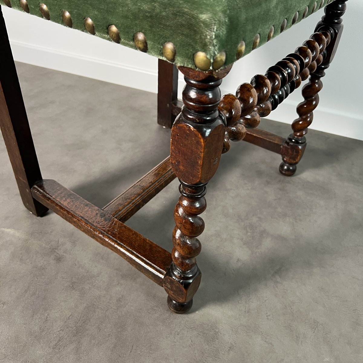Chaise d'appoint de style cromwellien Charles II, Haute Époque, noyer, Angleterre XVIIe siècle-photo-4