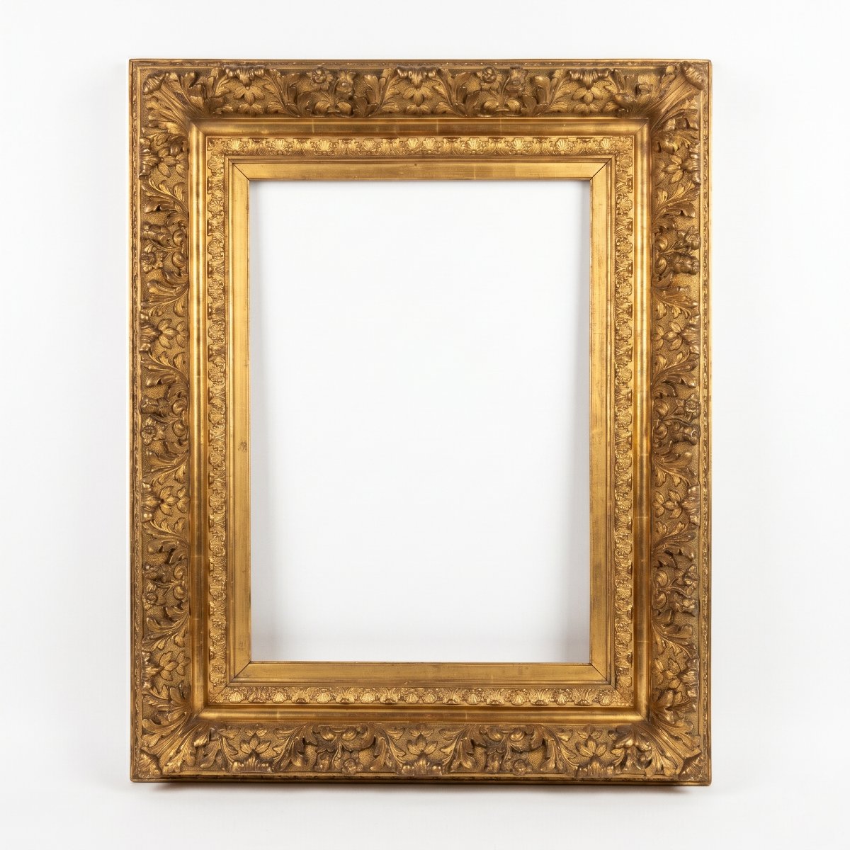 Large Wood And Gilded Stucco Frame 19th Century Regency Style For Stretcher 67.4 X48.5 Cm