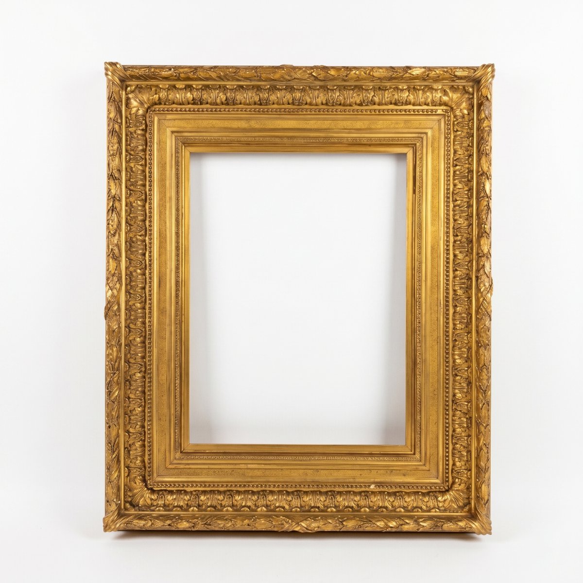 Large 19th Century France - Louis XIV Style Wood And Gilded Stucco Frame 62 X 46.8 Cm