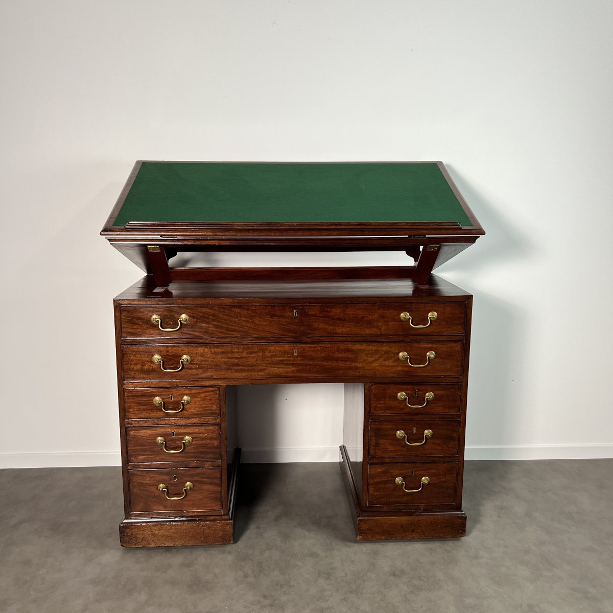 Bureau d'architecte en acajou XVIIIe siècle dans le goût de Gillows of London-photo-2
