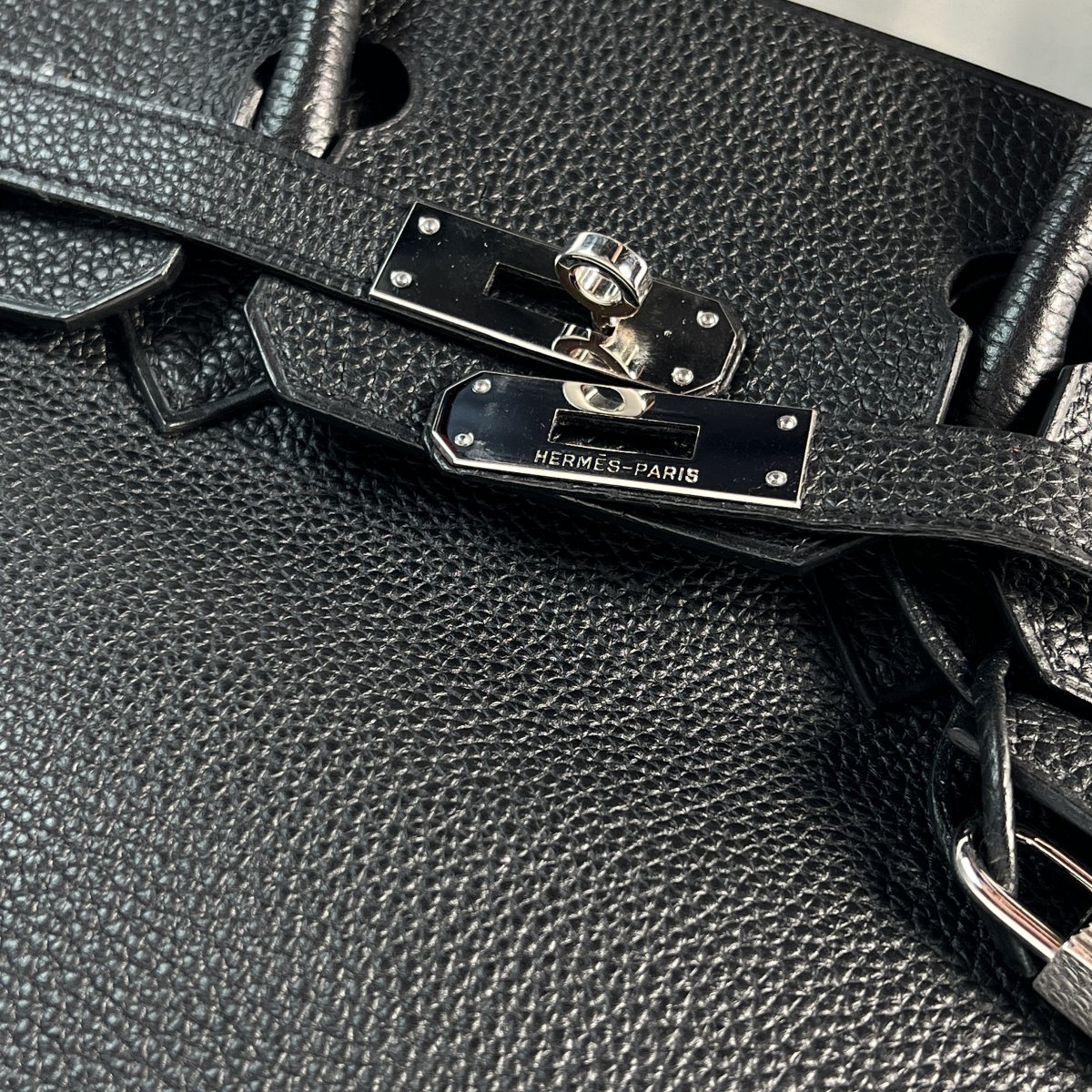 Hermès Birkin 30 Cm Handbag In Black Togo Leather-photo-6