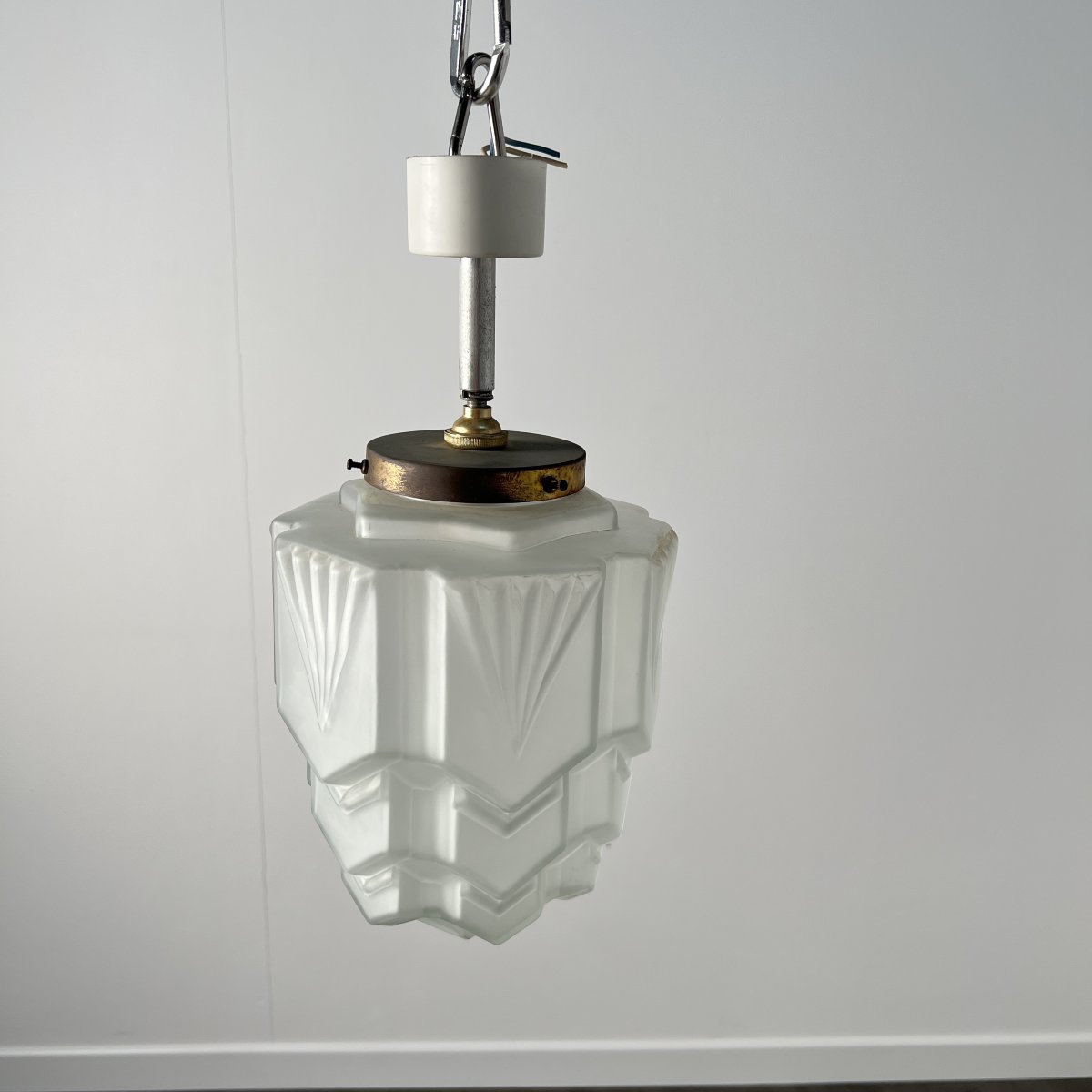 1930s French Art Deco Pendant Light, Glass Skyscraper Globe, Chandelier, Ceiling Light-photo-1