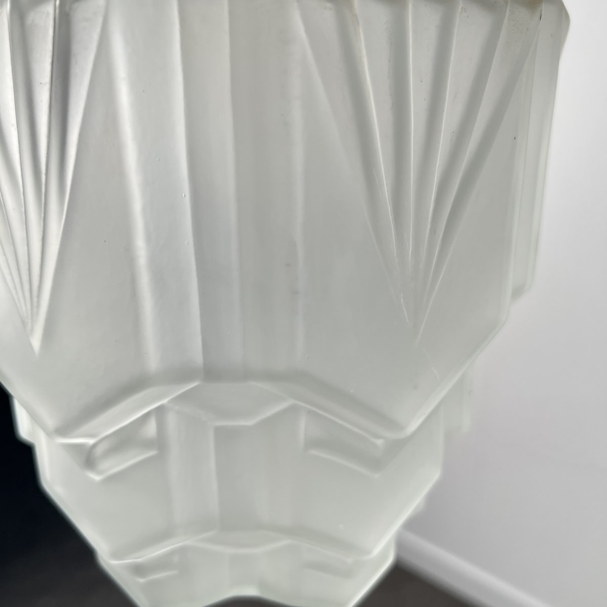 1930s French Art Deco Pendant Light, Glass Skyscraper Globe, Chandelier, Ceiling Light-photo-4