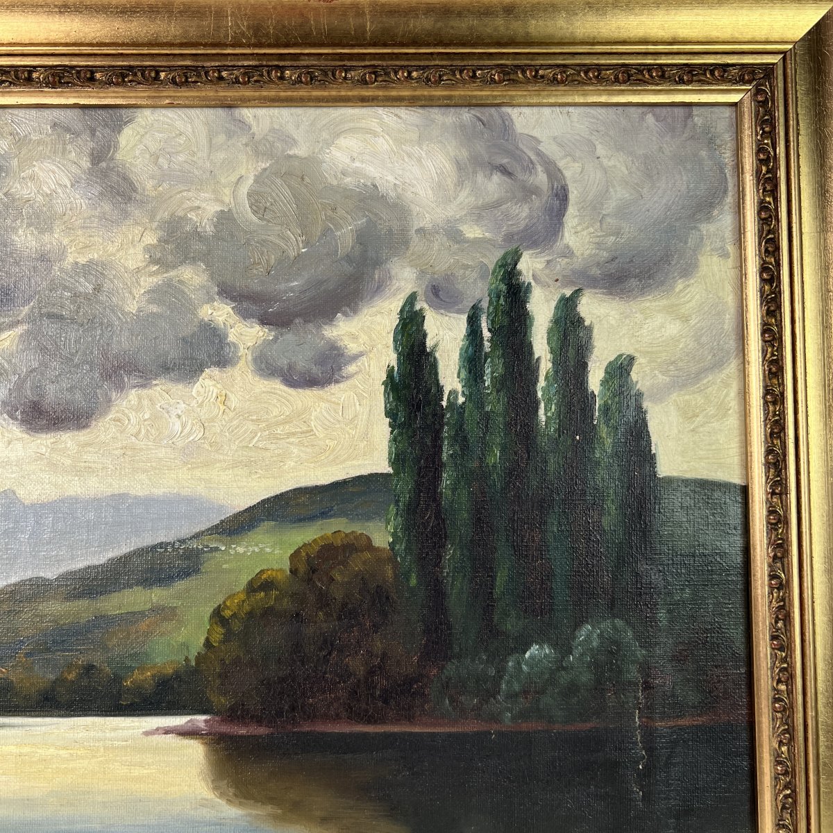 Tableau, Huile sur toile signée J. Märki, paysage de lac suisse aux peupliers, ciel d'orage-photo-3
