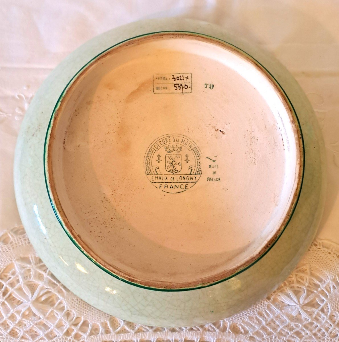 Rare Coupe en émaux de Longwy sur Fond Vert, Décor central au Héron-photo-3