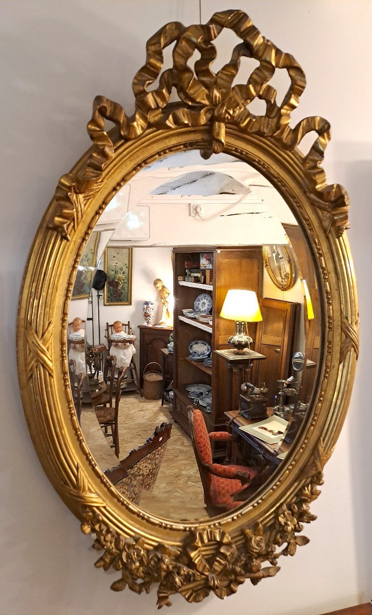 Miroir Ovale en Bois Stuqué Doré, XIXème Siècle