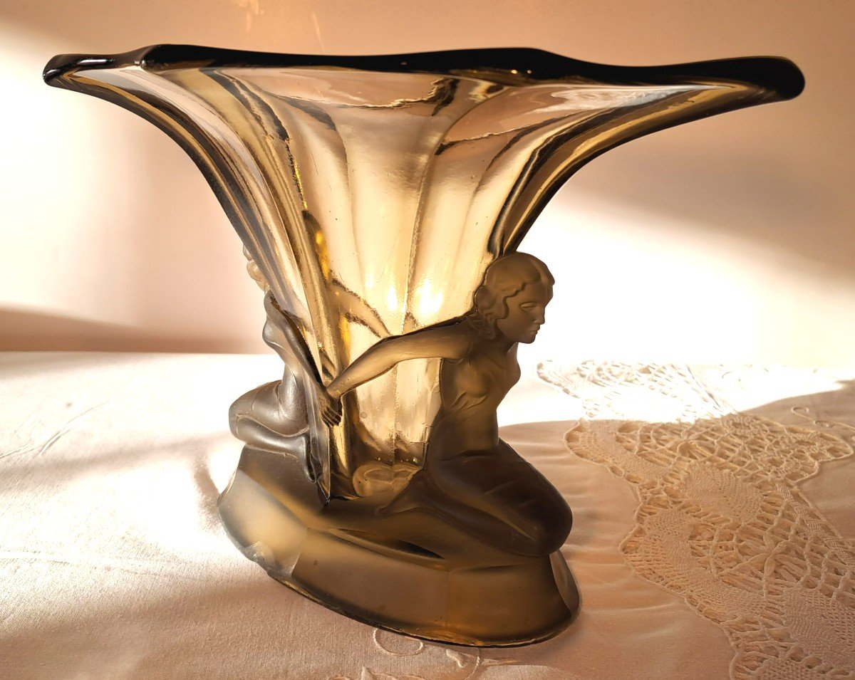 Coupe Cornet Art Déco, en Verre Moulé Pressé, à Décor de Femmes Agenouillées, Années 1930-photo-4