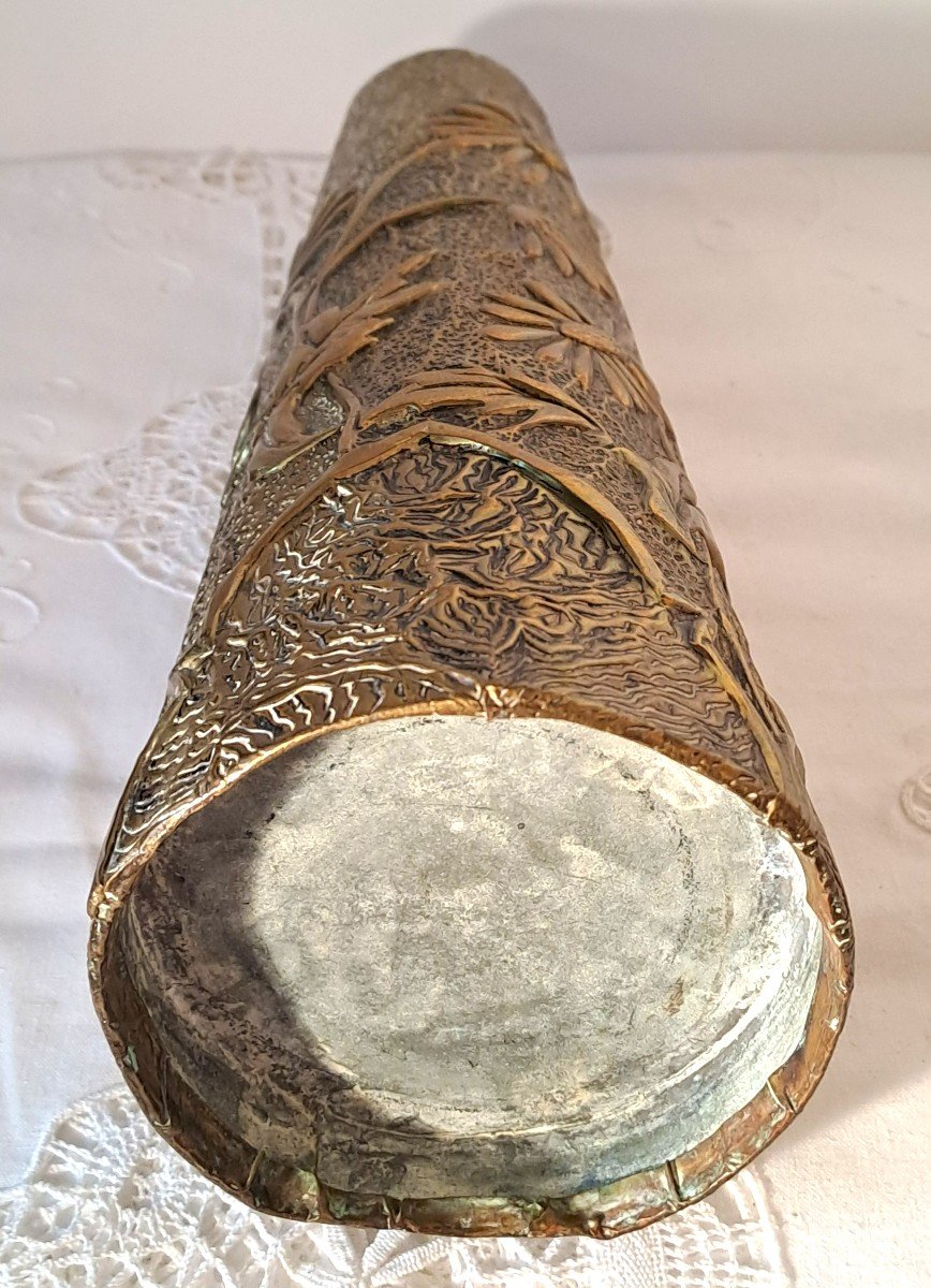 Embossed Brass Vase Decorated With Daisies, Brassware Art Nouveau Period-photo-8