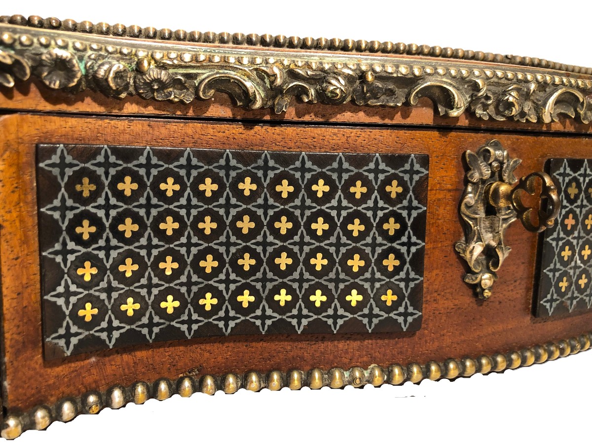 Filled Glove Box, Napoleon III Period, In Mahogany, Bronze And Queen Marquetry-photo-2