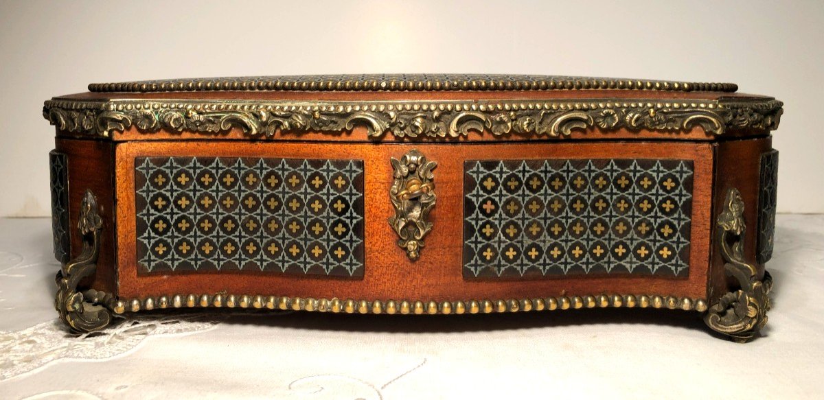Filled Glove Box, Napoleon III Period, In Mahogany, Bronze And Queen Marquetry-photo-2