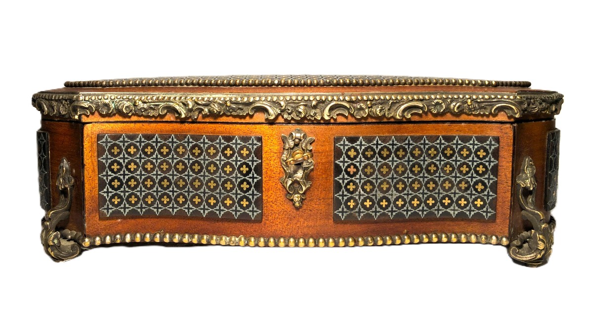 Filled Glove Box, Napoleon III Period, In Mahogany, Bronze And Queen Marquetry-photo-2