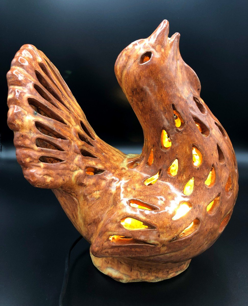 Poule en Céramique de Grès Rouge montée en Lampe, Travail Artisanal du XXème Siècle