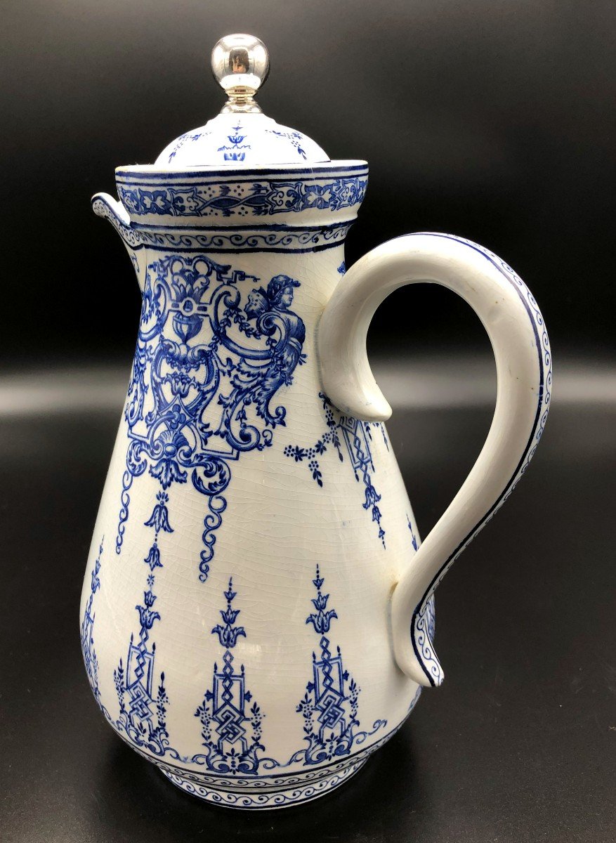 Gien Opaque Porcelain Jug With Bérain Decor, 19th Century-photo-4