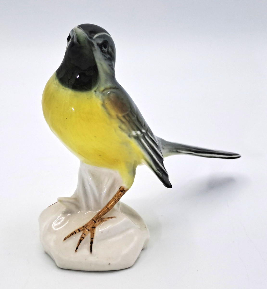 Saxon Porcelain Bird From The Karl Ens Manufactory: Brook Wagtail-photo-2