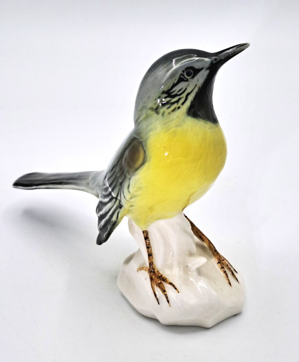 Saxon Porcelain Bird From The Karl Ens Manufactory: Brook Wagtail-photo-4