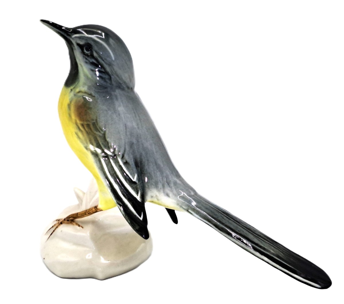 Oiseau en Porcelaine de Saxe de la Manufacture Karl Ens : Bergeronnette des Ruisseaux-photo-4