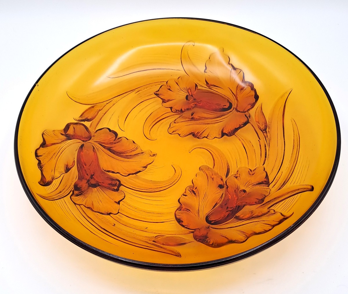 Large Verlys France Cup In Pressed Glass Iris Design, Art Deco, First Half Of The 20th Century