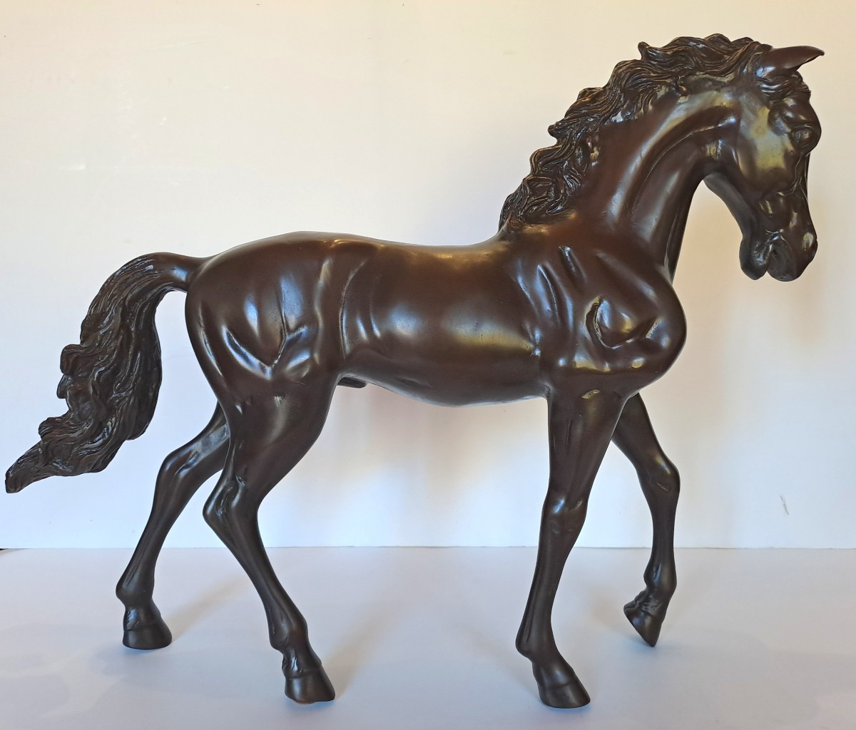 Important Cheval Pur-sang étalon, épreuve en bronze à patine brune, XXème siècle