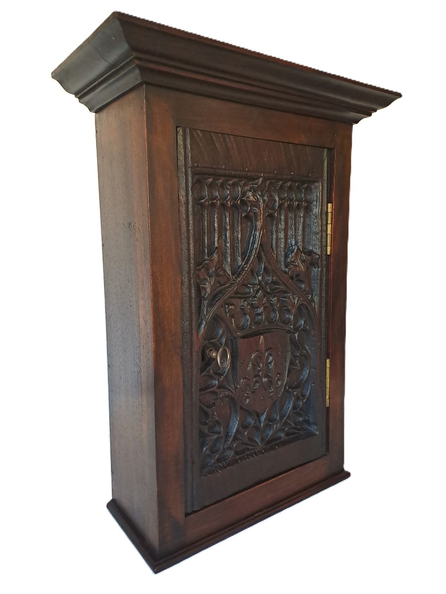 Neo-gothic Box With A Coat Of Arms Featuring Three Fleurs-de-lis Surmounted By A Crown, 19th Century-photo-4