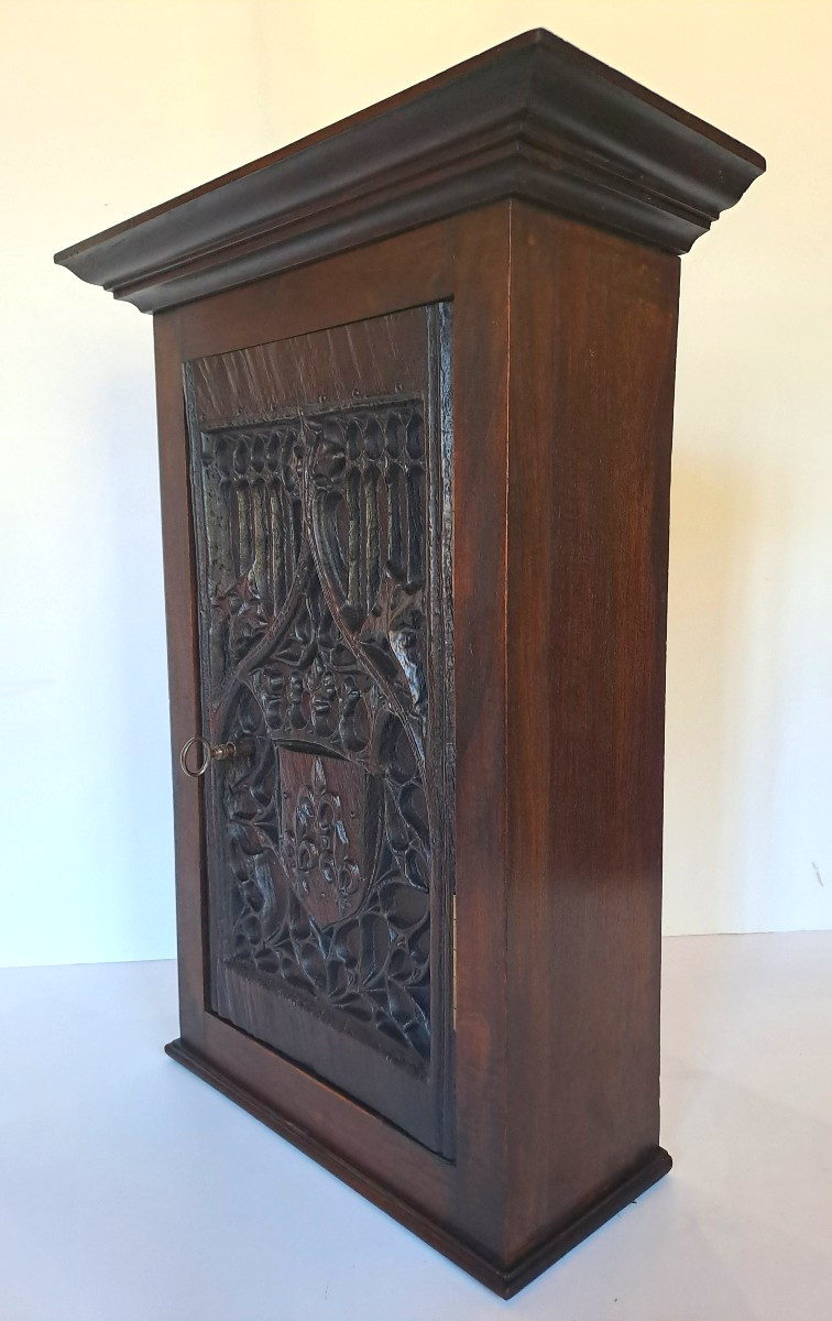 Neo-gothic Box With A Coat Of Arms Featuring Three Fleurs-de-lis Surmounted By A Crown, 19th Century-photo-5