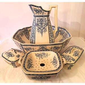 Rare Opaque Porcelain Toilet Set From Gien, Chenonceaux Model, Decor At La Bérain