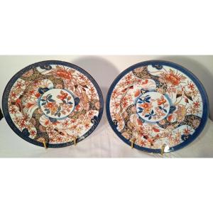 Paire d'Assiettes en Porcelaine Imari, Japon XIXème Siècle