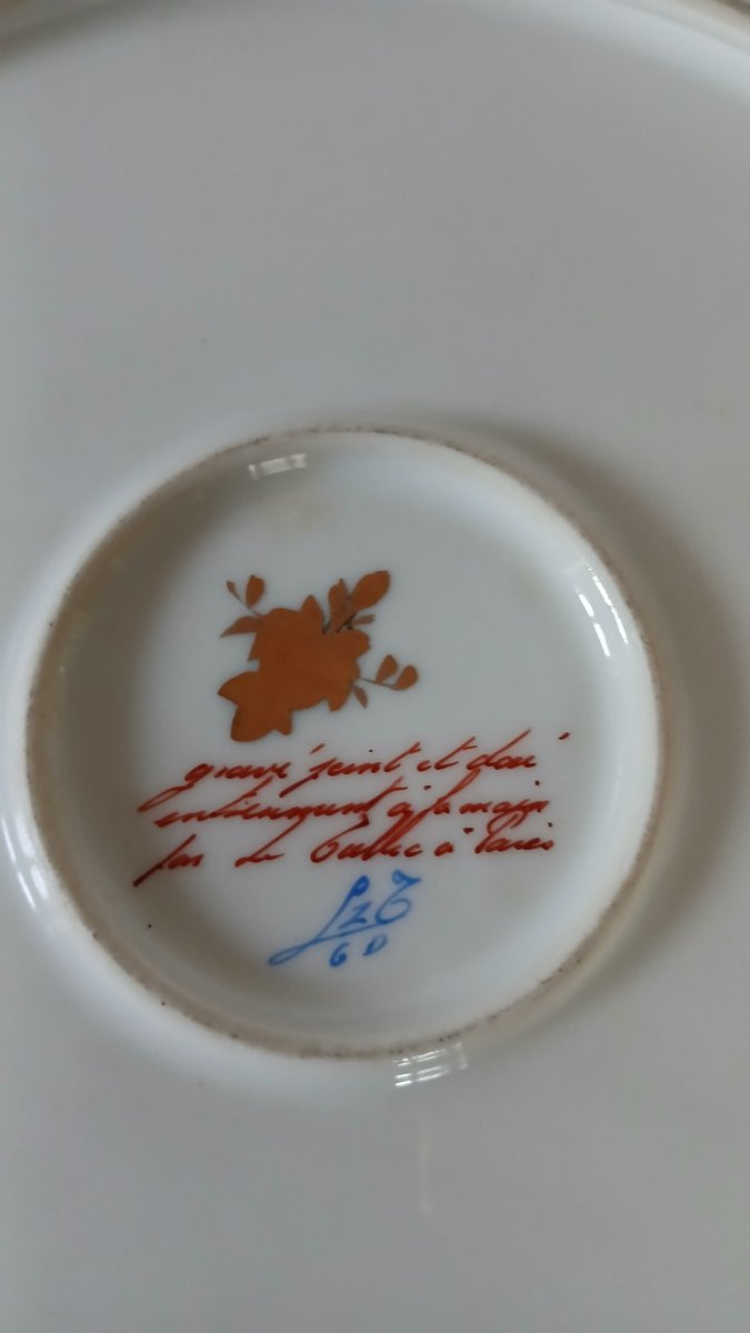 Plat rond en porcelaine de Limoges, décor doré et bleu de Camille Le Tallec-photo-2
