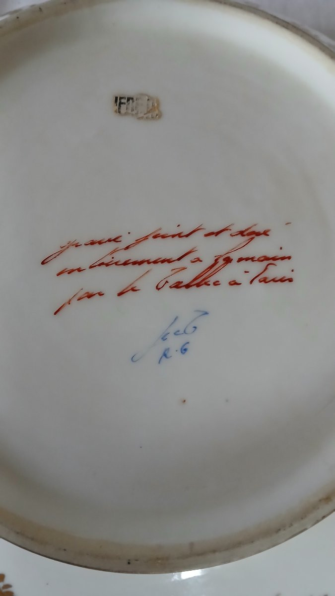 Saladier / légumier en porcelaine de Limoges , décor doré,t bleu , oiseaux de Camille Le Tallec-photo-4