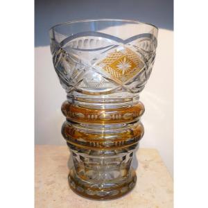 Vase en cristal taillé de Bohème