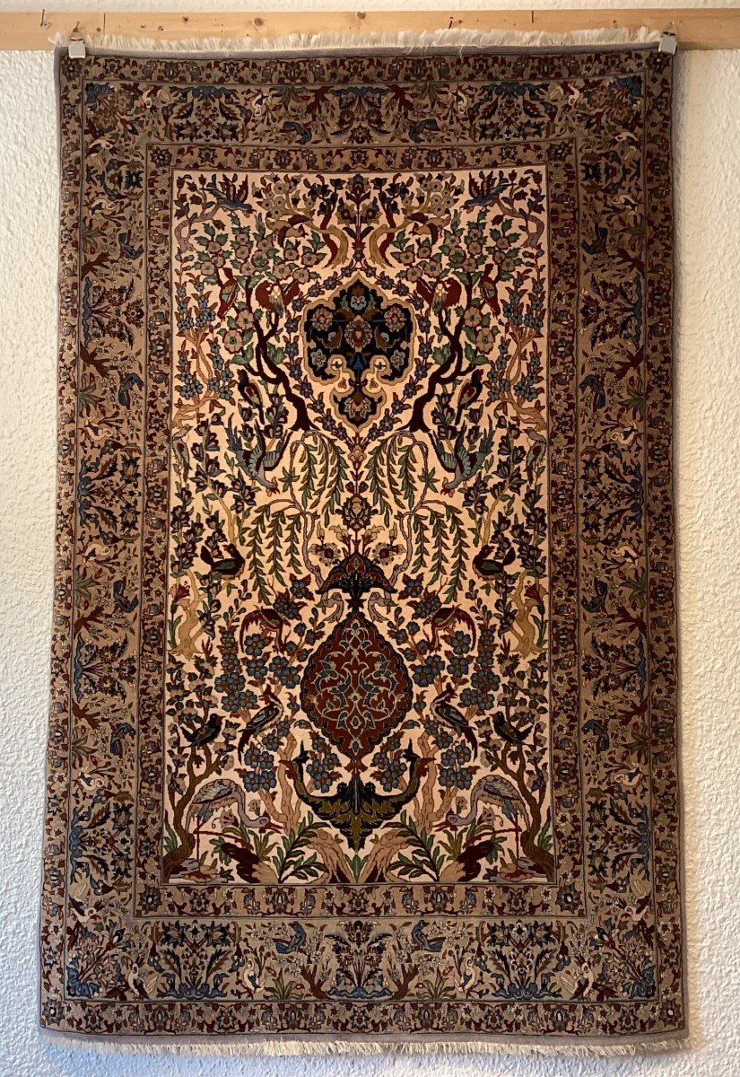 TAPIS    ISPAHAN   1.60  X  1.10        LAINE  ET SOIE     D'UNE TRES GRANDE FINESSE.-photo-2