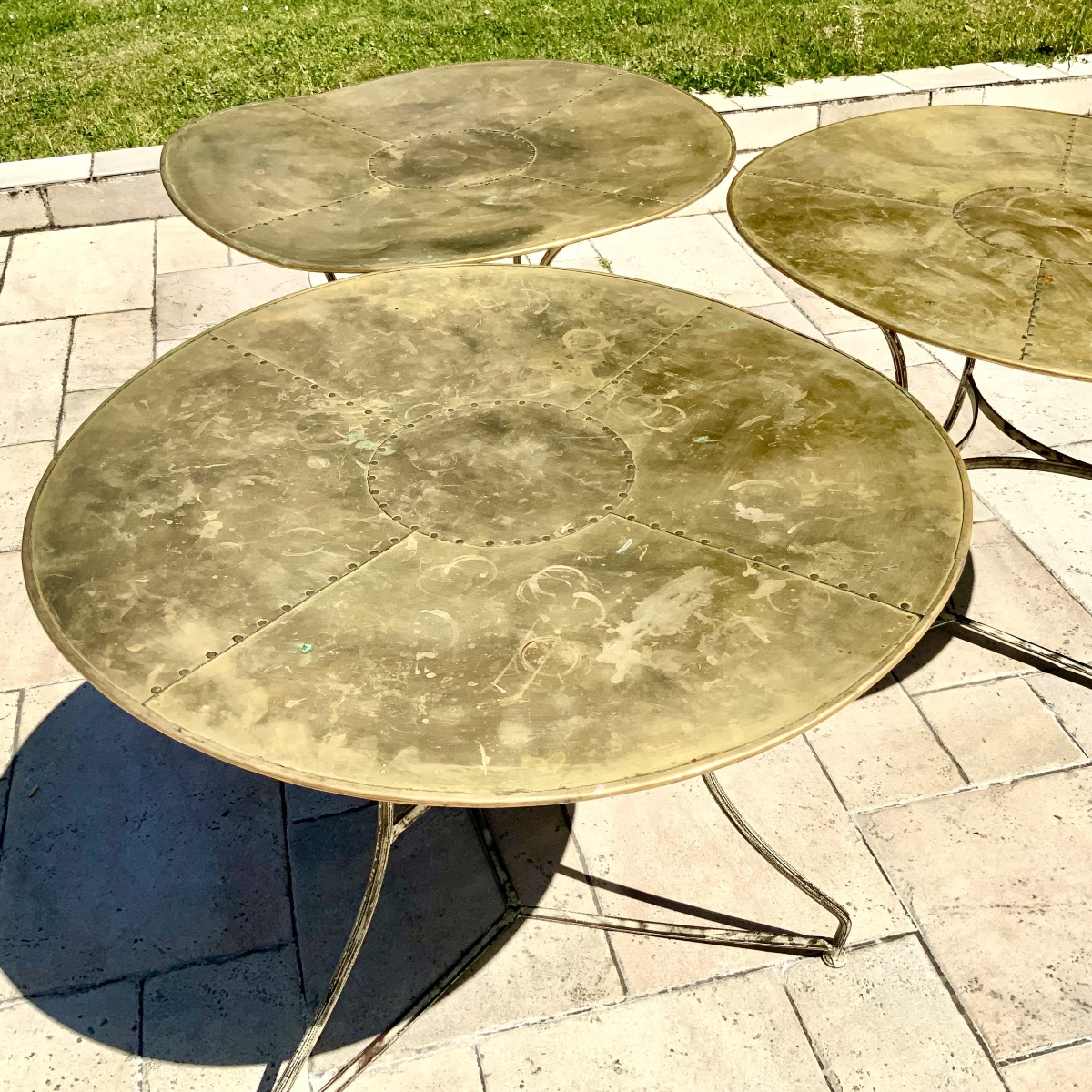 3 tables bistrot laiton-photo-6
