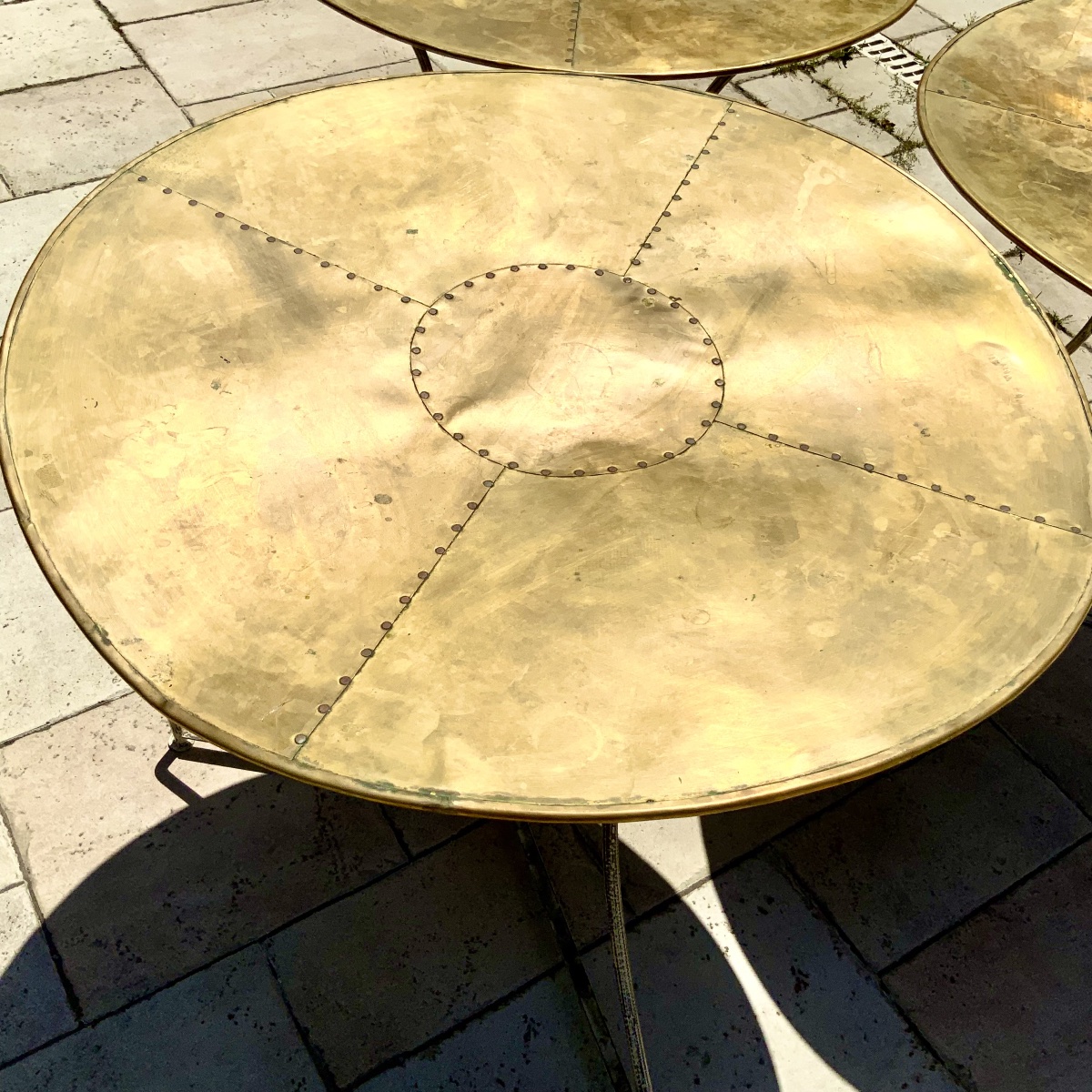 3 tables bistrot laiton-photo-7