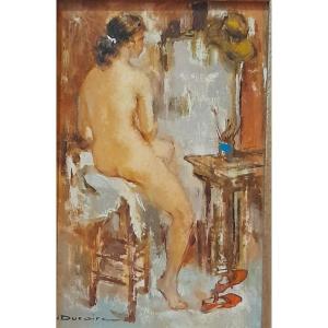 Le modele dans un interieur